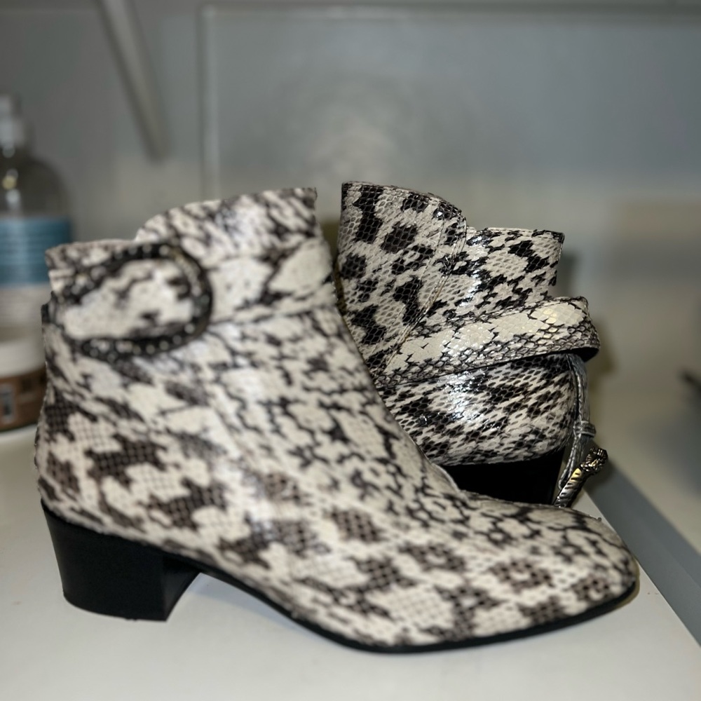 Gucci boots